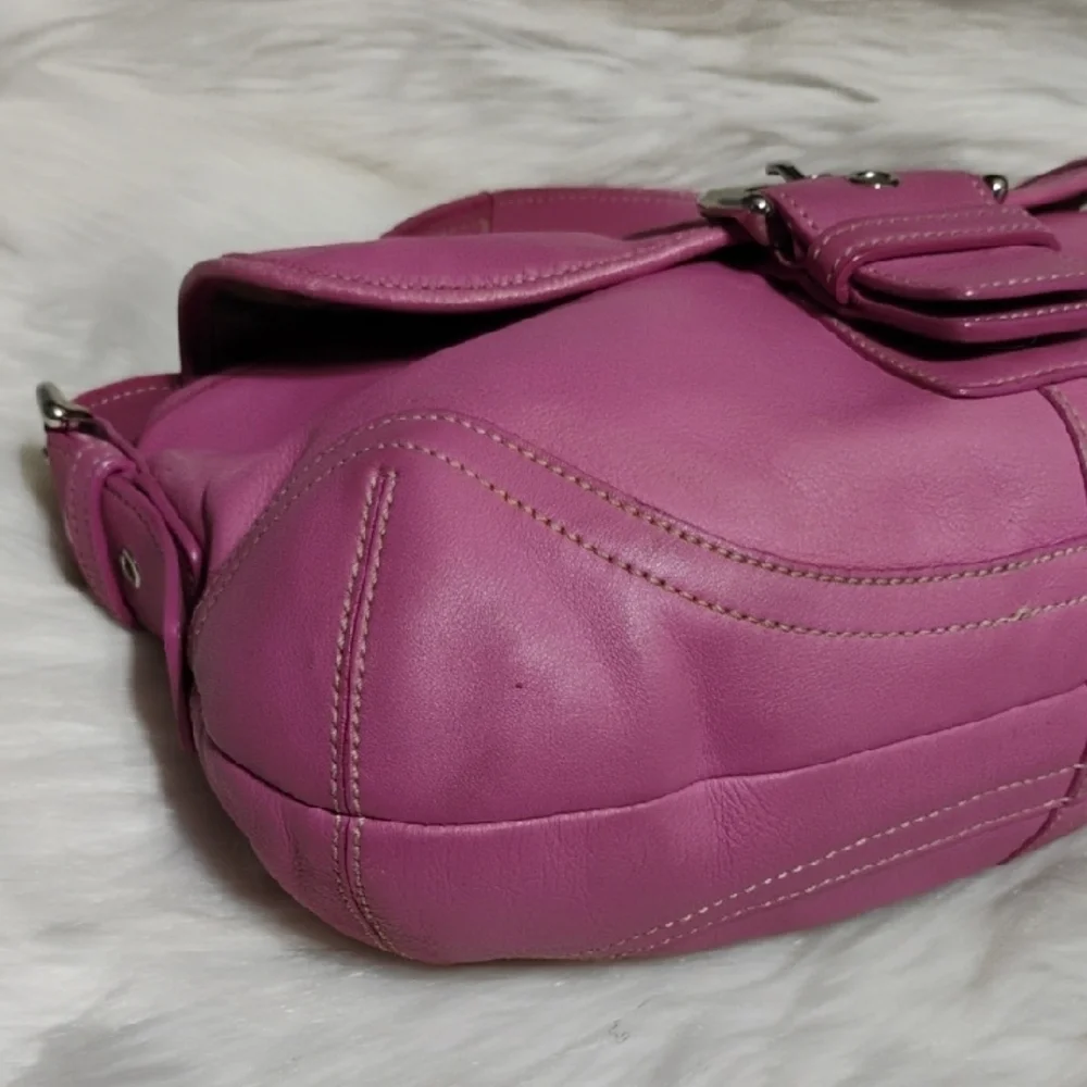 RARE! Authentic Coach Pink Y2K Soho Hobo Large Leather Shoulder Bag